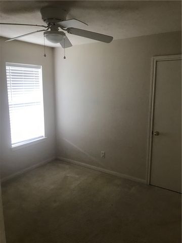 411 Pronghorn, College Station, TX 77845