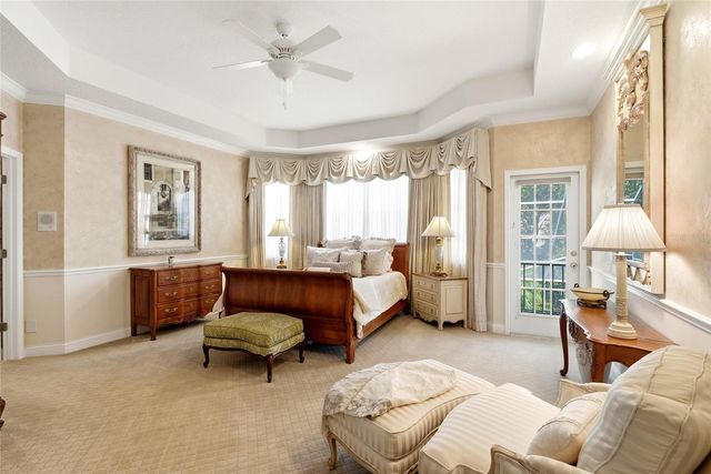 1246 DARLINGTON OAK CIRCLE NE, St Petersburg, FL 33703