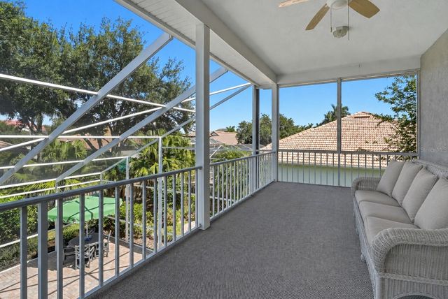 1246 DARLINGTON OAK CIRCLE NE, St Petersburg, FL 33703