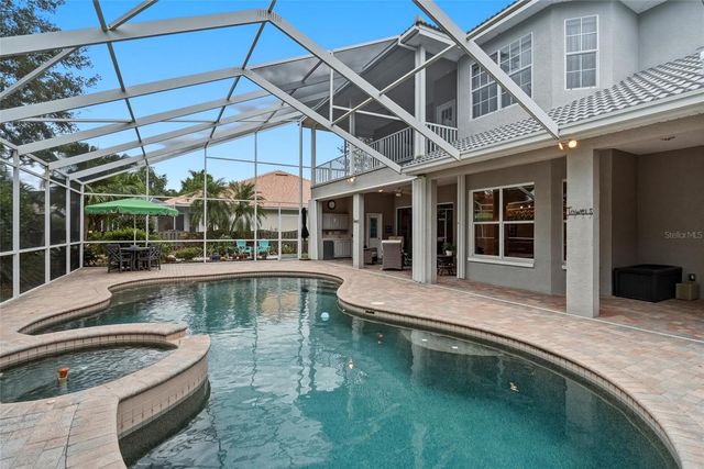 1246 DARLINGTON OAK CIRCLE NE, St Petersburg, FL 33703