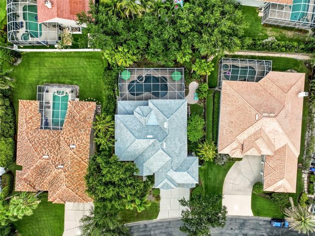 1246 DARLINGTON OAK CIRCLE NE, St Petersburg, FL 33703