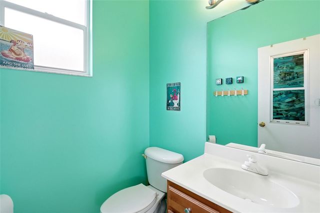 1246 DARLINGTON OAK CIRCLE NE, St Petersburg, FL 33703