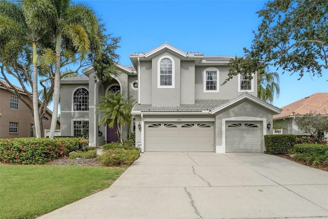1246 DARLINGTON OAK CIRCLE NE, St Petersburg, FL 33703