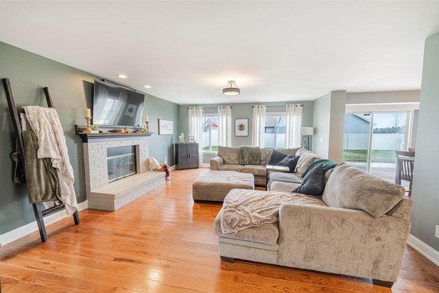 3605 Eagles Ridge Drive, Beloit, WI 53511