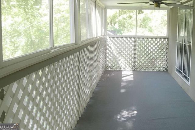 2332 Saint James Drive NW, Atlanta, GA 30318