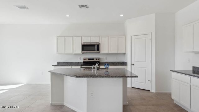 1571 E CURRIER Drive, Casa Grande, AZ 85122