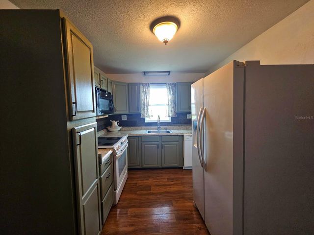 507 FLORIDA AVENUE, Dundee, FL 33838
