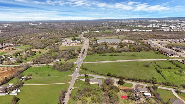 1459 W Broad Street, Mansfield, TX 76063