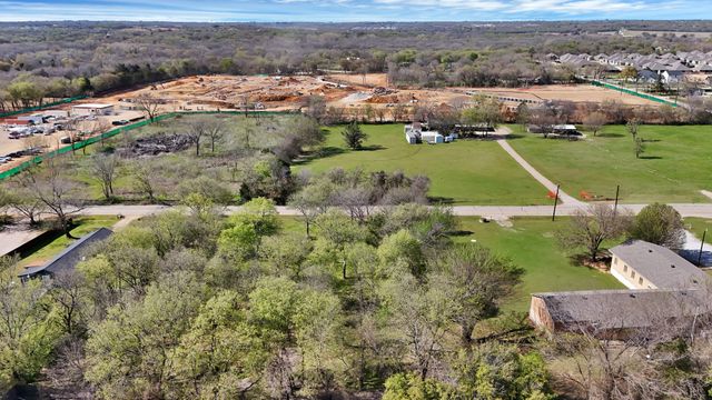 1459 W Broad Street, Mansfield, TX 76063