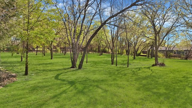 1459 W Broad Street, Mansfield, TX 76063