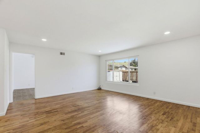 1542 Harvest Drive, San Jose, CA 95127