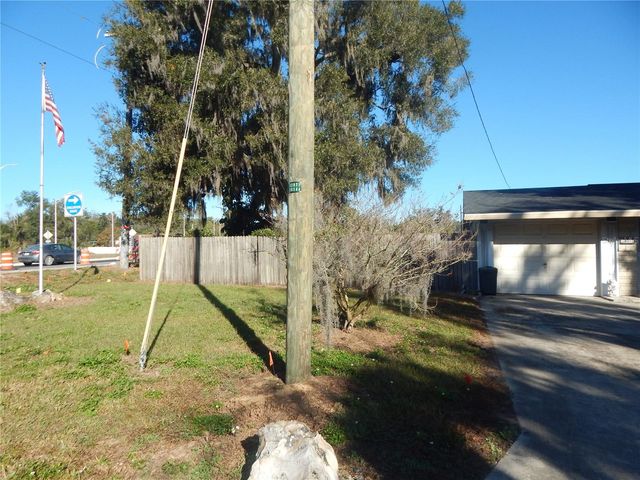 38011 DIXIE AVENUE, Dade City, FL 33525