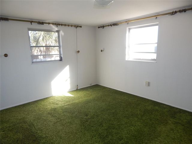 38011 DIXIE AVENUE, Dade City, FL 33525