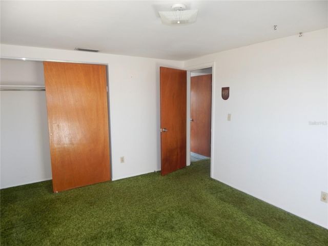 38011 DIXIE AVENUE, Dade City, FL 33525