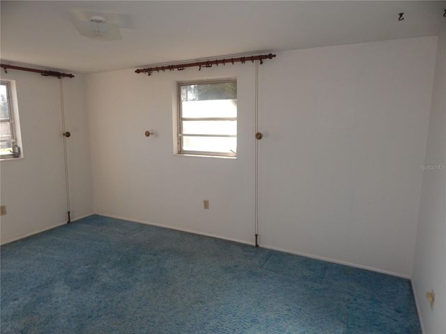 38011 DIXIE AVENUE, Dade City, FL 33525