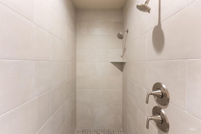 77 S Daybreak Ave Lot 28 Block 4, Nampa, ID 83687