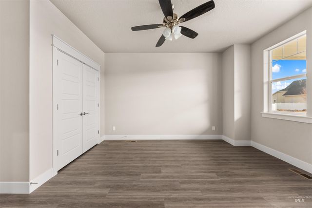 77 S Daybreak Ave Lot 28 Block 4, Nampa, ID 83687