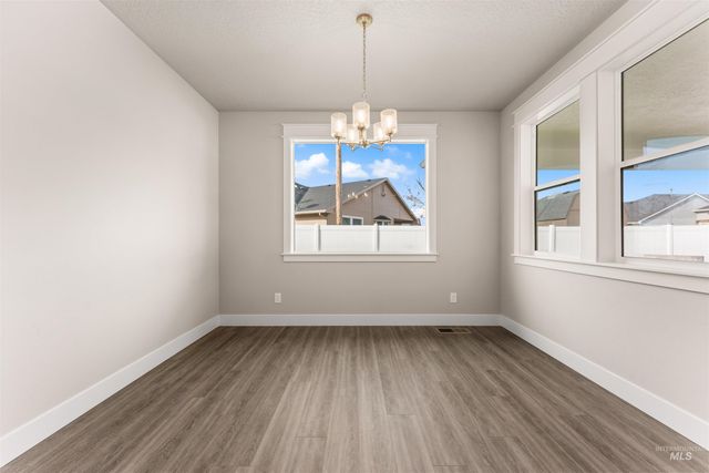 77 S Daybreak Ave Lot 28 Block 4, Nampa, ID 83687