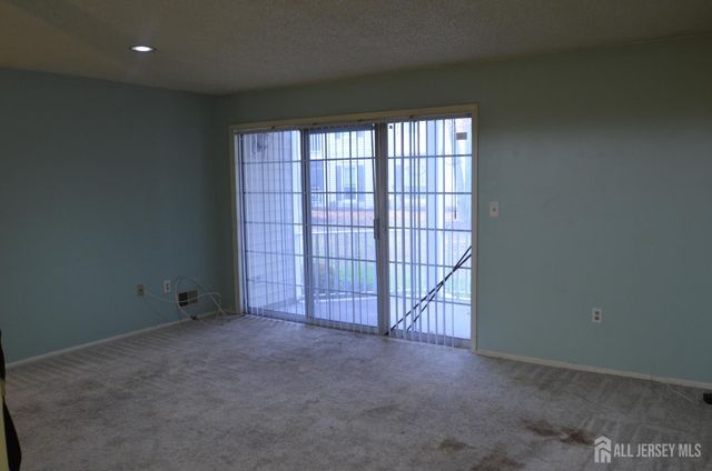 249 Kempsey Drive, North Brunswick, NJ 08902