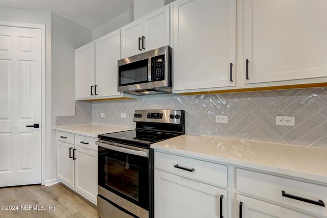 1880 COGDILL Trace, Middleburg, FL 32068