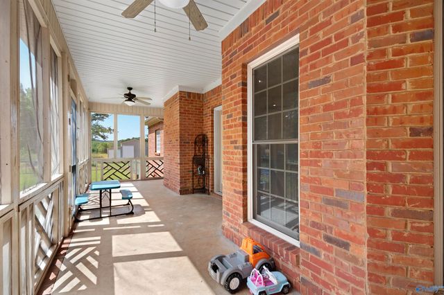 89 Lyle Circle, Somerville, AL 35670