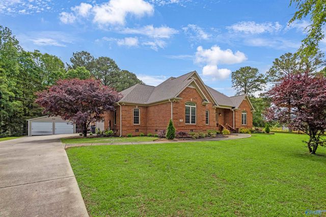 89 Lyle Circle, Somerville, AL 35670