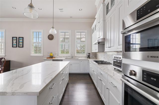 8743 Oak Kolbe Lane, Houston, TX 77080