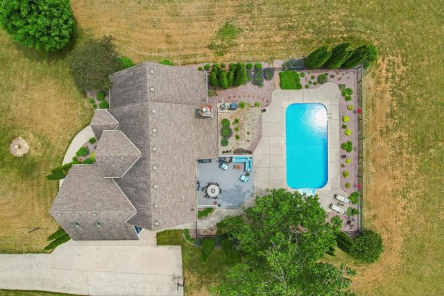 S96W34687 Jericho DRIVE, Eagle, WI 53119