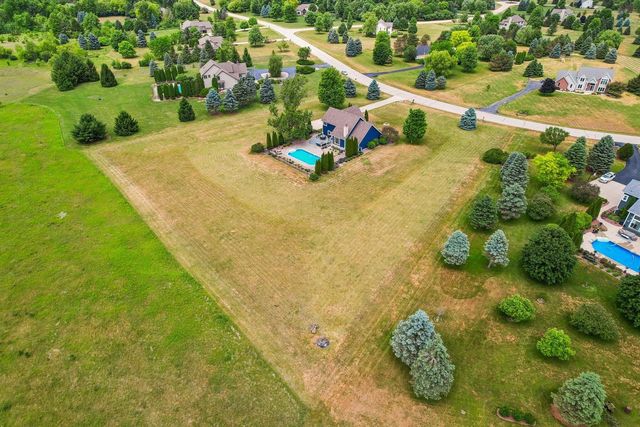 S96W34687 Jericho DRIVE, Eagle, WI 53119