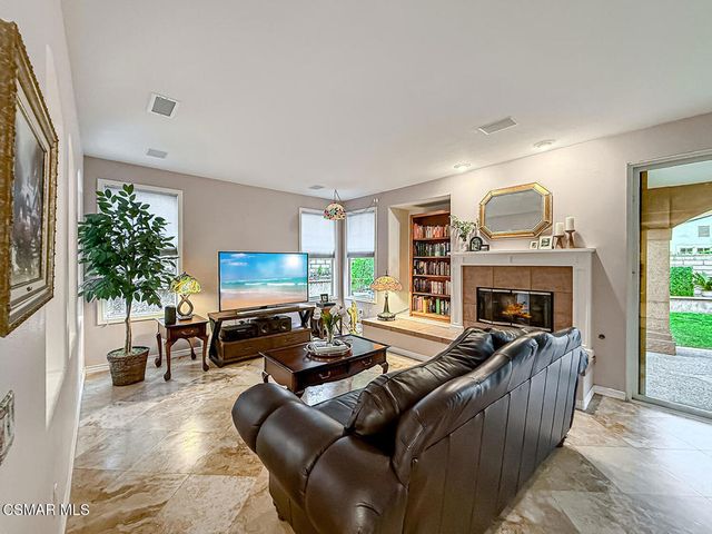 290 Culview Court, Simi Valley, CA 93065