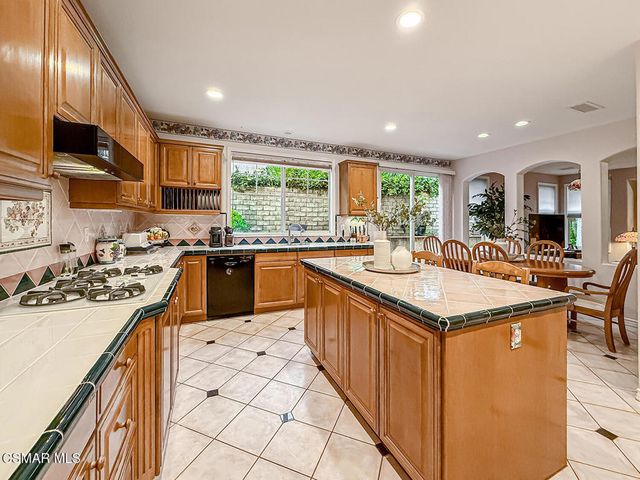 290 Culview Court, Simi Valley, CA 93065