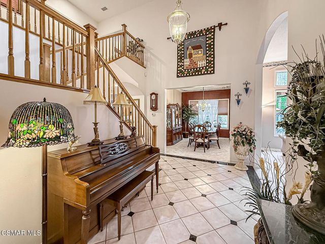 290 Culview Court, Simi Valley, CA 93065