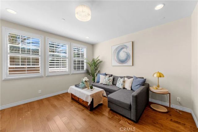 80 Full Moon, Irvine, CA 92618