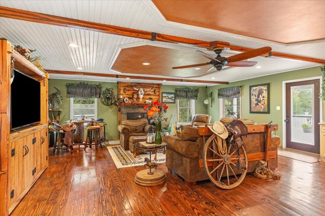 906 Burnt Gin Road, Gaffney, SC 29340