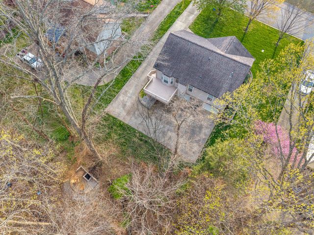 927 Drum Lane, Clarksville, TN 37043