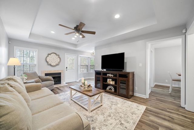 927 Drum Lane, Clarksville, TN 37043