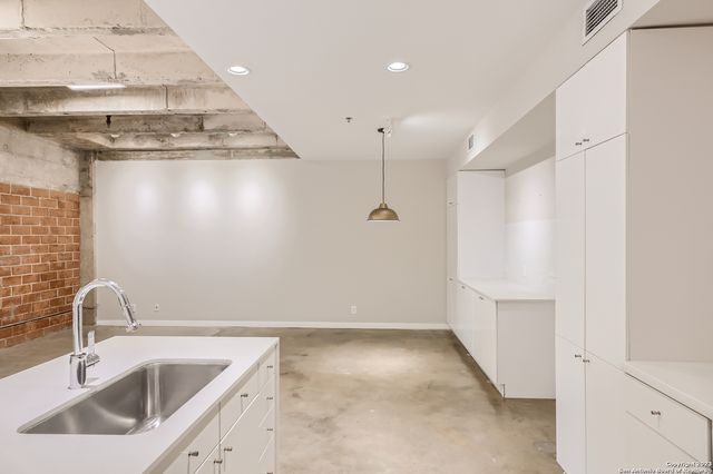 1115 S Alamo St Unit 2302, San Antonio, TX 78210