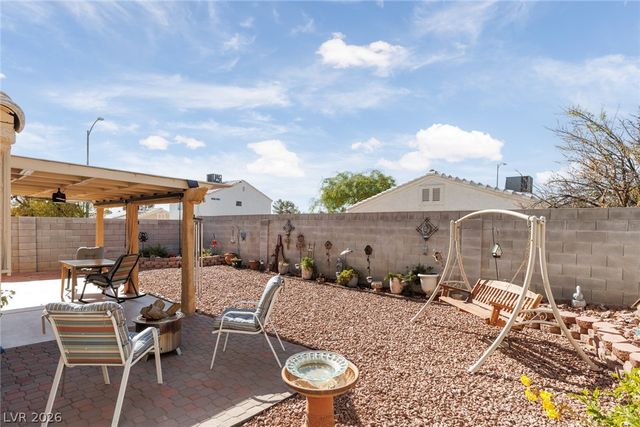 8301 Hydra Lane, Las Vegas, NV 89128