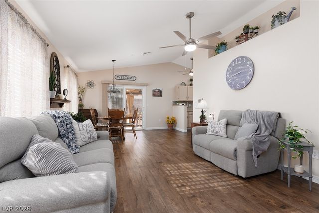 8301 Hydra Lane, Las Vegas, NV 89128