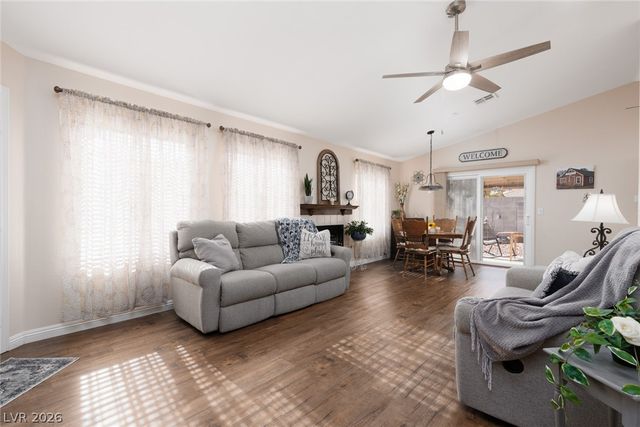 8301 Hydra Lane, Las Vegas, NV 89128