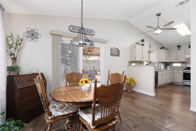 8301 Hydra Lane, Las Vegas, NV 89128