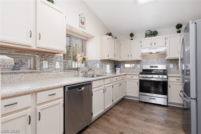 8301 Hydra Lane, Las Vegas, NV 89128