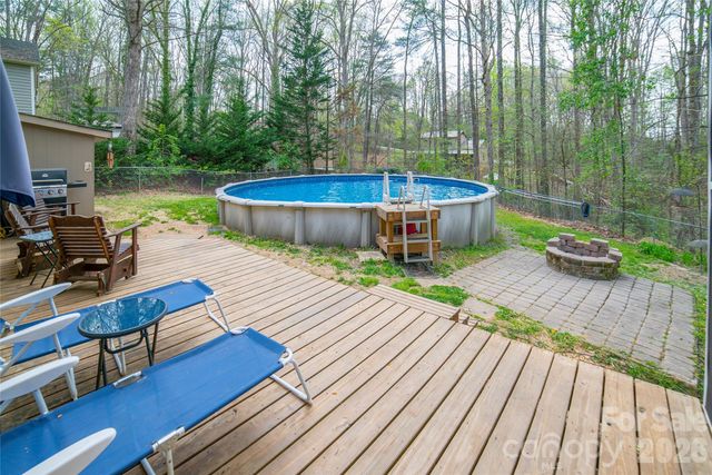 3153 Village Drive, Morganton, NC 28655