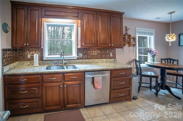 3153 Village Drive, Morganton, NC 28655