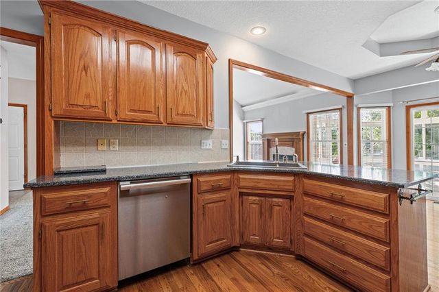 1608 NE Craigievar Court, Blue Springs, MO 64014