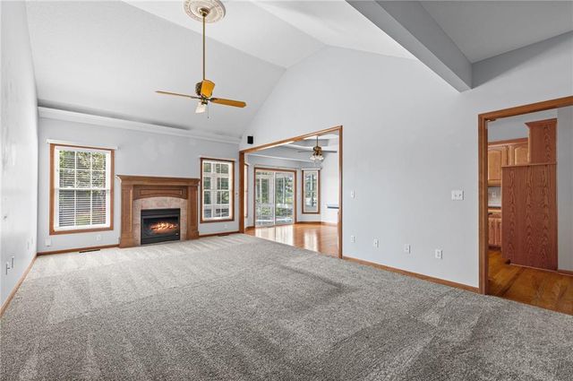 1608 NE Craigievar Court, Blue Springs, MO 64014