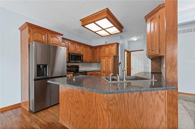 1608 NE Craigievar Court, Blue Springs, MO 64014