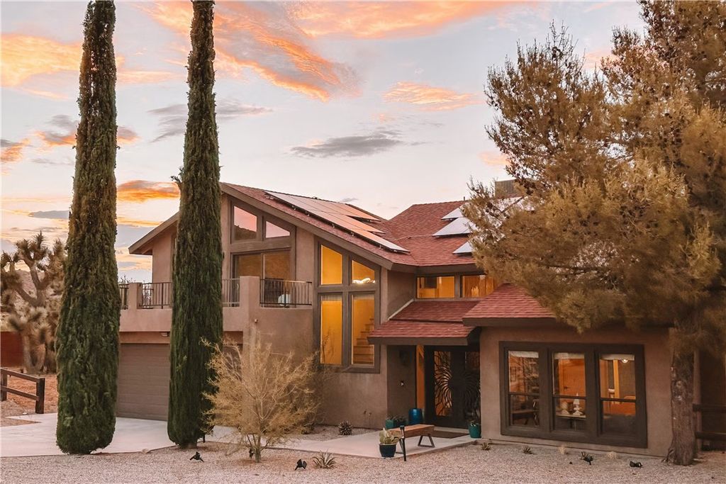 Image 2 of property listing at 58648 San Marino, Yucca Valley, CA 92284