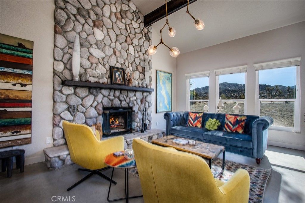 Image 7 of property listing at 58648 San Marino, Yucca Valley, CA 92284