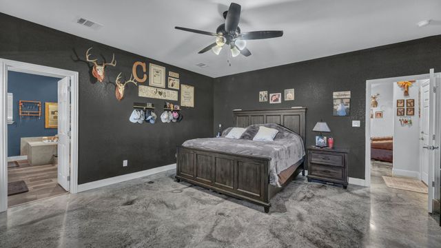 212 Amanda Drive, Weatherford, TX 76088